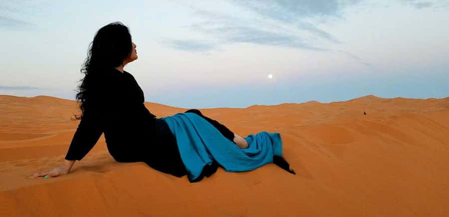 From Fez: Round-Trip Overnight Merzouga Desert Tour - Midelt lunch stop and the cost of an excluded meal