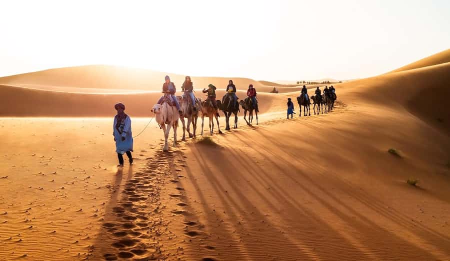 From Marrakech: 3-Day Luxury Desert Tour to Fes via Merzouga - Day one: crossing Tizi N Tichka to Ait Ben Haddou