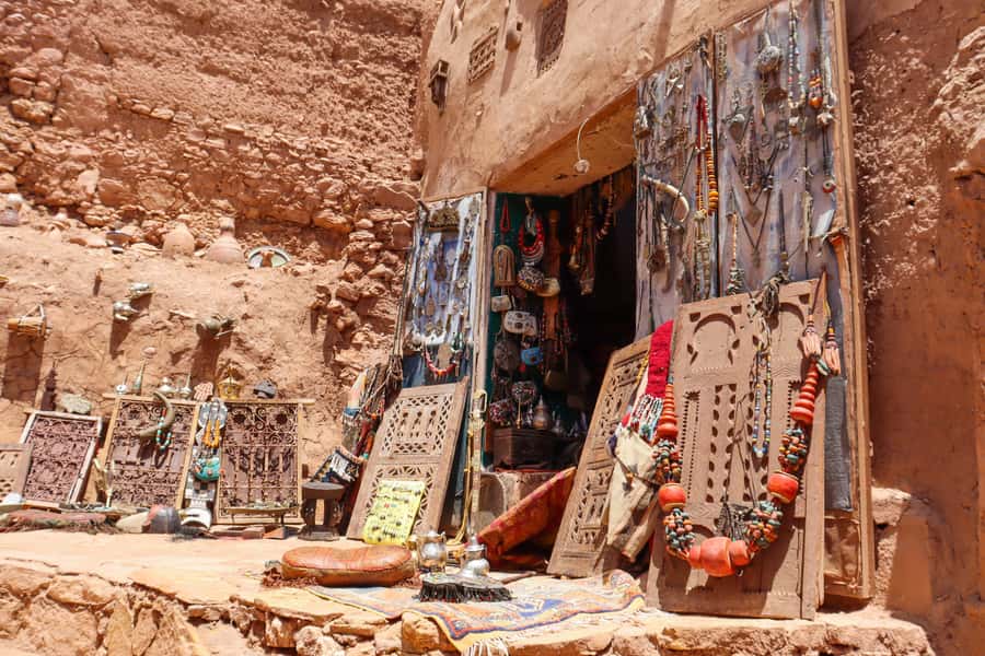 From Marrakech: 3-Day Stay in the Merzouga Desert - Ouarzazate, the Draa Valley, and caravan country