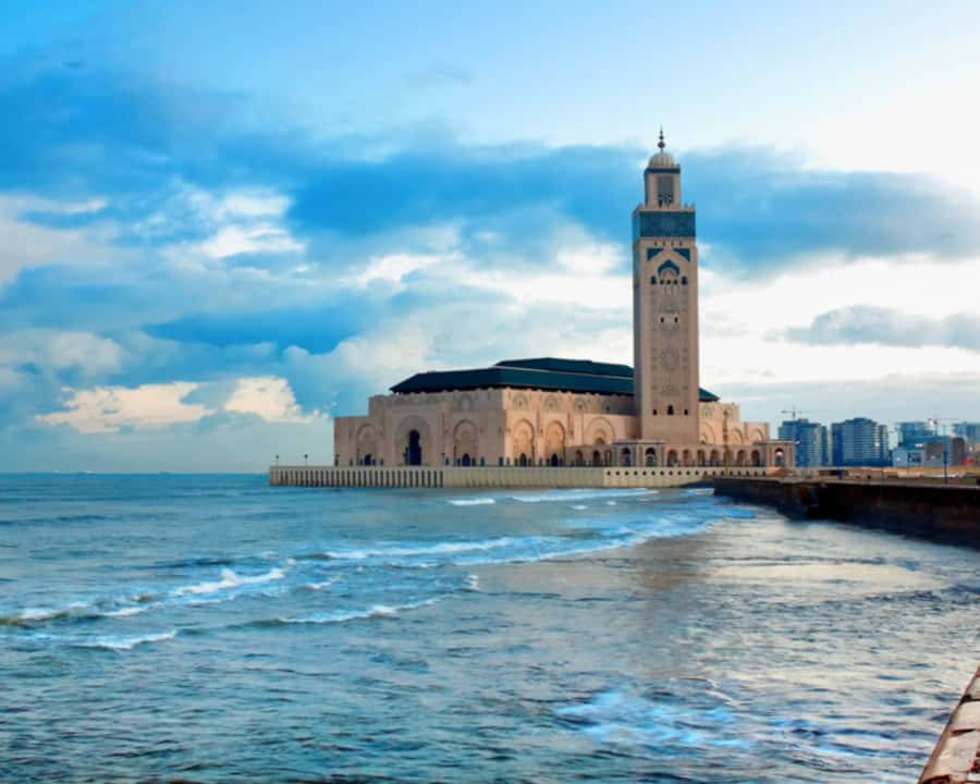 From Marrakech: Casablanca Tour with Hassan II Mosque Visit - Lunch in Casablanca: simple and separate