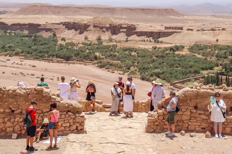 From Marrakech: Merzouga 3-Day Desert Safari with Food - Dinner, drums, and a cold night in the desert