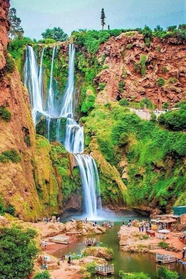 From Marrakech: Ouzoud Waterfalls Guided Hike and Boat Trip - Down the trails to the lower viewpoints