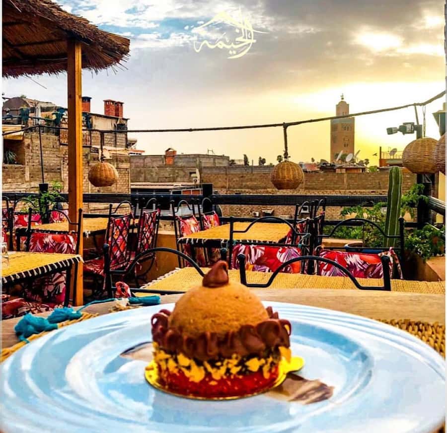 From Marrakech: Rooftop Dinner & Romantic Medina Views - Arriving at Al Khayma in the Marrakech medina