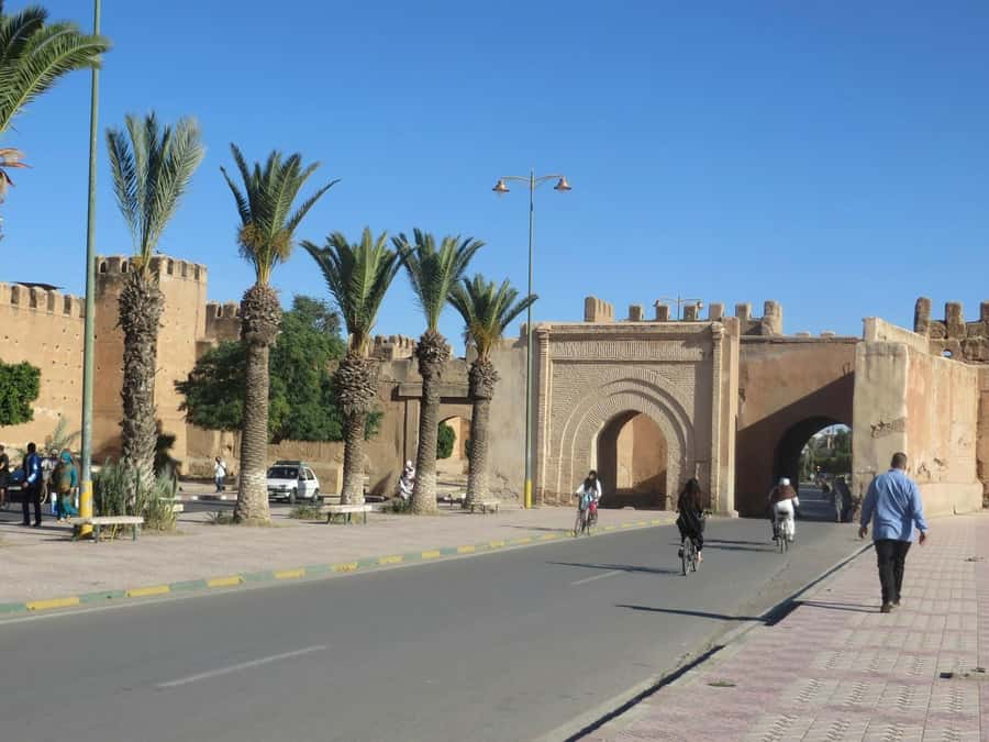 From Taghazout/Agadir: Taroudant and Tiout Day Trip & Tajine - How Much Time Will You Really Have?