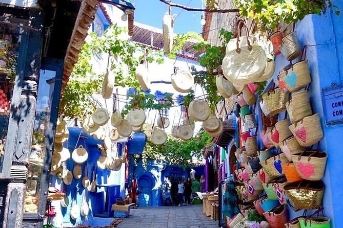 From Tangier: Chefchaouen Day Trip with Local Guide - The return road and panoramic sunset stop
