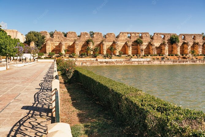 Full-Day Tour from Fez to Vollubulis, Moulay Idriss Zerhoun, Mèknes - Meknes medina, Moulay Ismail, and Place Lahdim
