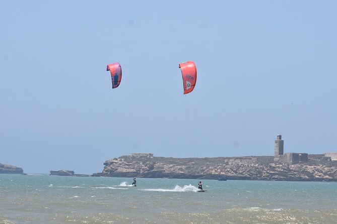 Group Kitesurf Lesson - Moving from the sand to body dragging
