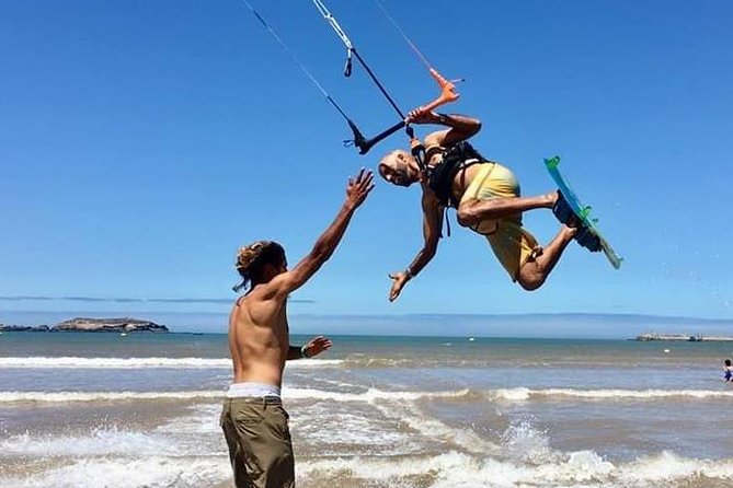 Group Kitesurfing lesson with a Local in Essaouira Morocco - Teaching style and communication