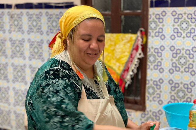 Half-Day Cooking Class with Local Chef Laila in Marrakech - What the teaching style is really like