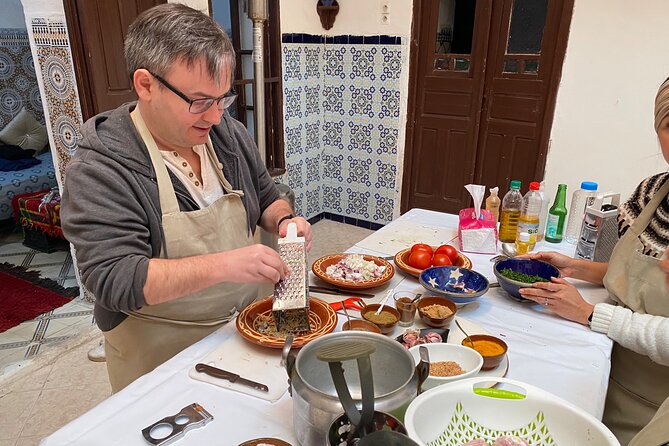 Half-Day Cooking Class with Local Chef Laila in Marrakech - Choosing produce in a Marrakech market