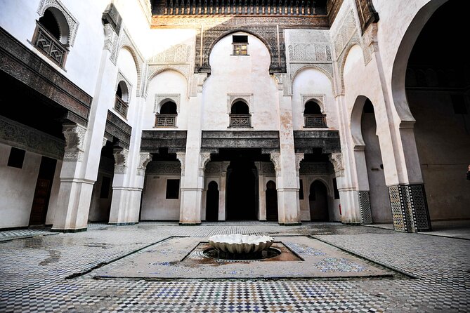 Half-Day Private Guided Walking Tour Exploring Fez Medina - A full hour brings you into Fez’s artisan life