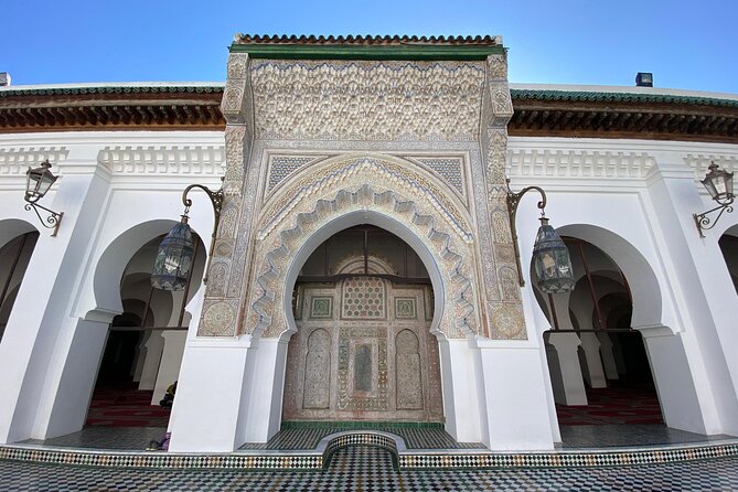 Half-Day Private Guided Walking Tour of the Old Medina of Fez - Moulay Idriss II and the religious heart of Fez