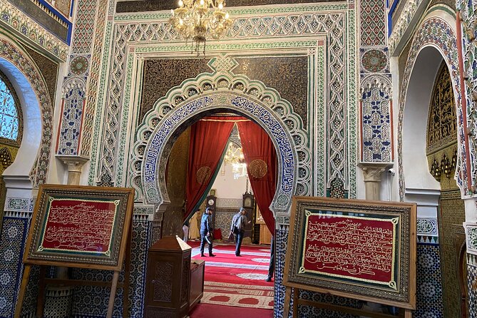Half-Day Private Guided Walking Tour of the Old Medina of Fez - Chouara Tannery: the tour’s signature view