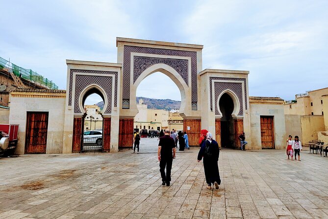 Half-Day Private Walking Tour of the Authentic City of Fez - The Mellah, Aben Danan Synagogue, and the Jewish cemetery