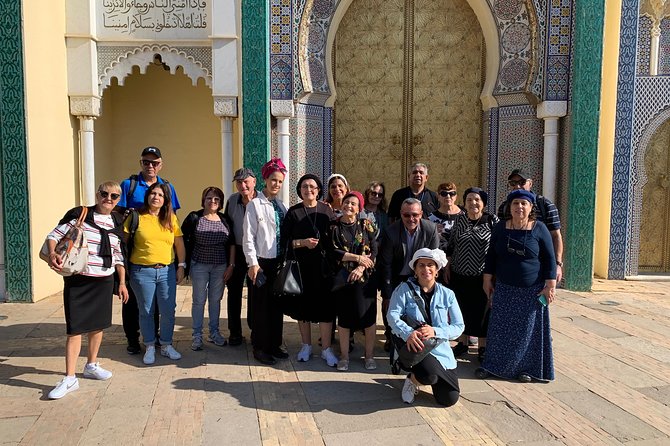 History and culture with Fes Medina private tour guide - The five-hour pace and physical demands