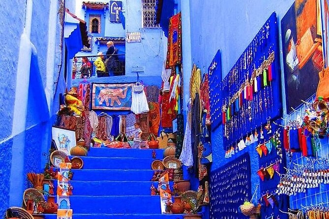 luxury day trip to Chefchaouen From fes by small group - Lunch, tagine, and free time