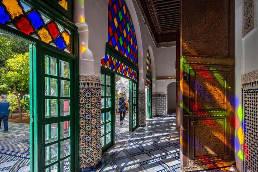 Marrakech: 3-Hour Monuments, Souks & Old Medina Walking Tour - The old hammam and the Spice Square