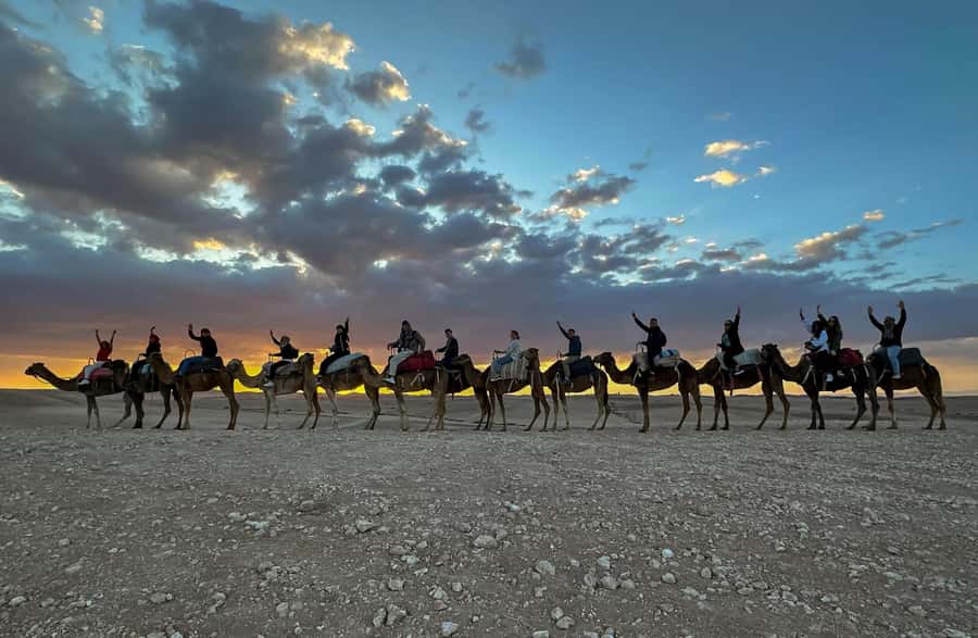 Marrakech: Agafay Desert Camel Ride with Dinner & Show - Music, dancing, and the fire show