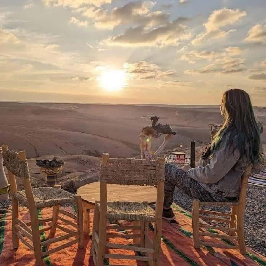 Marrakech: Agafay Desert Dinner Show with Sunset Camel Ride - Riding camels as the sun goes down