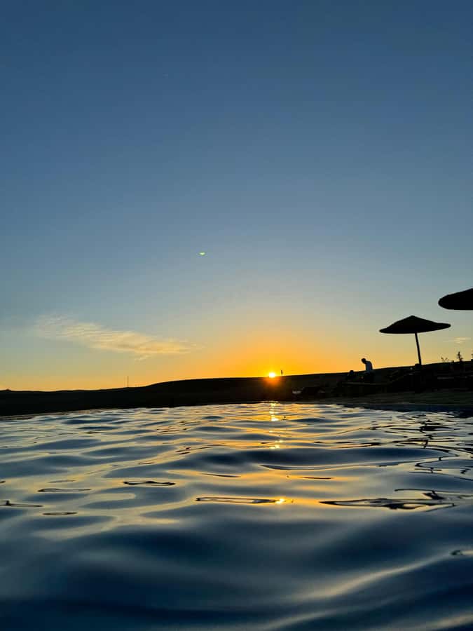 Marrakech: Agafay Desert Escape with Swimming Pool and Lunch - Should you book the Agafay pool escape?