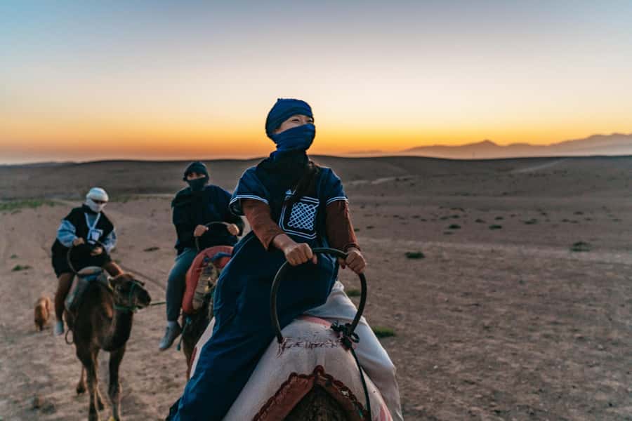 Marrakech: Agafay Desert Magical Overnight with Dinner Show - Breakfast and the 10:00 AM return