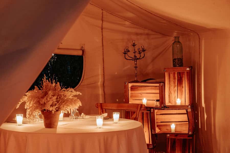 Marrakech: Agafay Desert Private Dinner w/ Music & Fire Show - Who will enjoy this evening most
