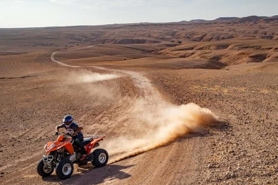 Marrakech: Agafay Desert Quad Biking Tour with Dinner-Show - Cleaning off before the camp