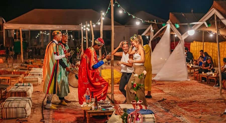 Marrakech: Agafay Desert Quad Camel Rides, Pool, Dinner Show - Guides, service, and the group experience