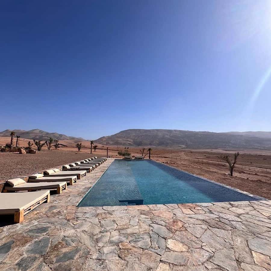 Marrakech: Agafay Desert Quad & Camel Rides with Dinner Show - Why Agafay works for a one-day desert trip