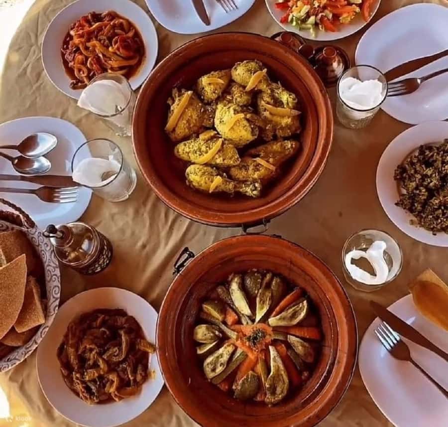 Marrakech: Agafay Dinner Show with Quad/Camel Ride and Pool - Key points at a glance
