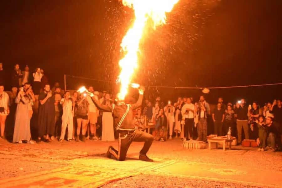 Marrakech: Agafay Dinner Show with Quad/Camel Ride and Pool - Sunset across the Agafay hills
