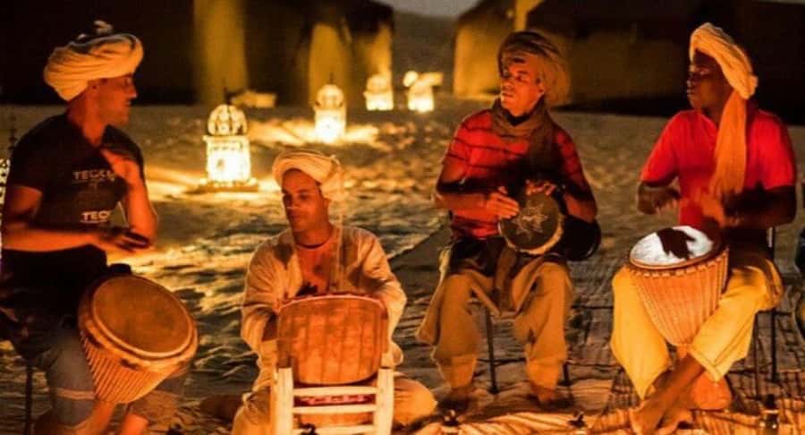 Marrakech: Agafay Ds Sunset with Dinner, Show & Tuareg Music - Seeing how argan oil is produced