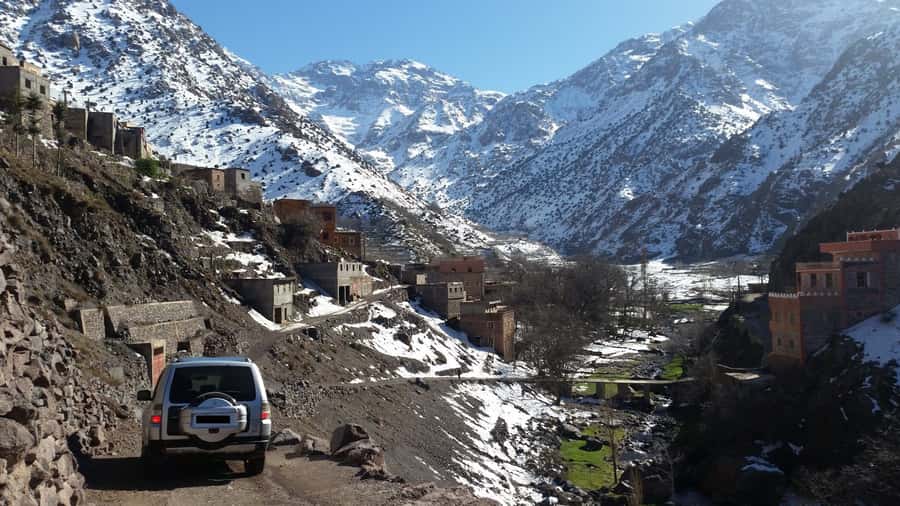 Marrakech: Atlas Mountains and Desert Safari with Lunch - From Marrakech to the Agafay Desert