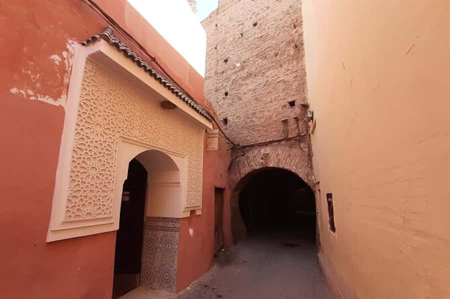 Marrakech: Authentic Moroccan Hammam Experience in Mouassine - Why Hammam Mouassine feels different from a spa