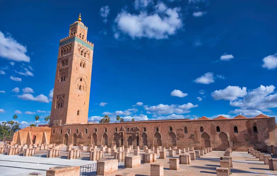 Marrakech: Bahia Palace, Madrasa Ben Youssef & Secret Garden - Entering the Medina and its working souks