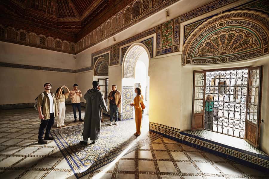 Marrakech: Bahia Palace, Saadian Tombs & Top Highlights Tour - Bab Agnaou and the route through Marrakech’s past