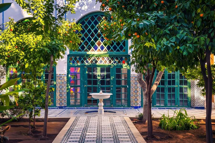 Marrakech: Ben Youssef, Secret Garden, & Souks Walking Tour - Souk Semmarine and the craft of bargaining