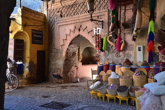 Marrakech City Highlights Half-Day Tour - The Saadian Tombs and their tiled chambers