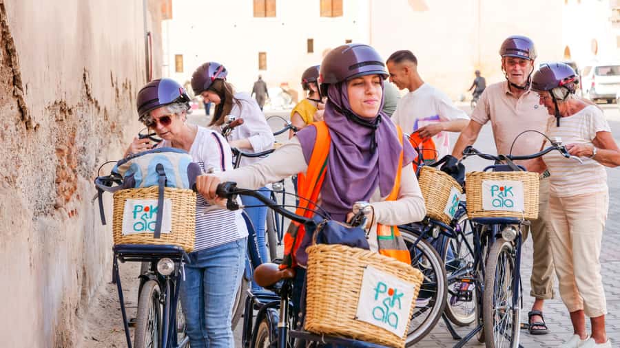 Marrakech: Cultural Bicycle Tour with Pastry and Tea - Bread, clay ovens, and the daily life of a neighborhood