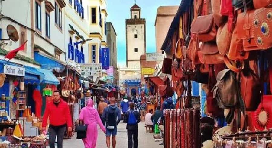 Marrakech: Day Trip to the Beautiful and Historic Essaouira - Four hours for the beach and souks