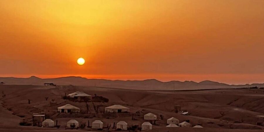 Marrakech: Desert Tour with Dinner, Show and Camel Ride - Moroccan dinner under the stars