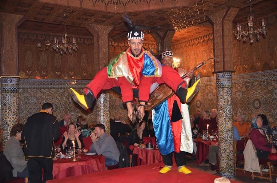 Marrakech: Dinner Show at Dar Essalam Restaurant - The opening music at 8:00 PM
