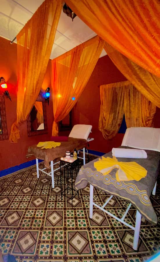 Marrakech Hammam, Massage & Berber Carpet Weaving Workshop - Learning Berber carpet weaving