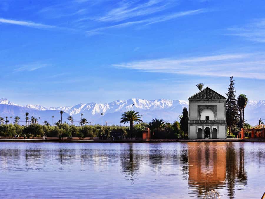 Marrakech: Historical Discovery Tour - Walking through the markets and old Marrakech