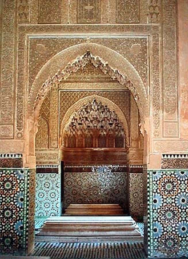 Marrakech: Historical Discovery Tour - The herbalist visit and traditional Moroccan medicine