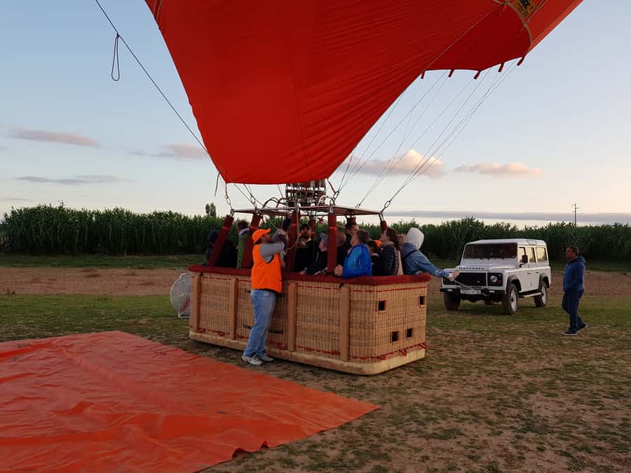 Marrakech: Hot Air Balloon Ride with Traditional Breakfast - Booking details worth checking