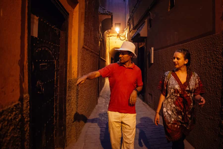 Marrakech Magic 2.5-Hour Private Night-Time Tour - Sampling snacks and tasting tanjia
