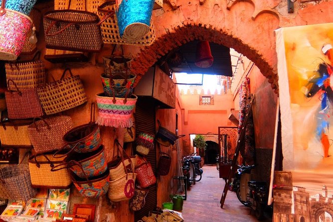 Marrakech: Medina Souks Guided Walking Tour - The Medina’s fountains, baths, and everyday corners