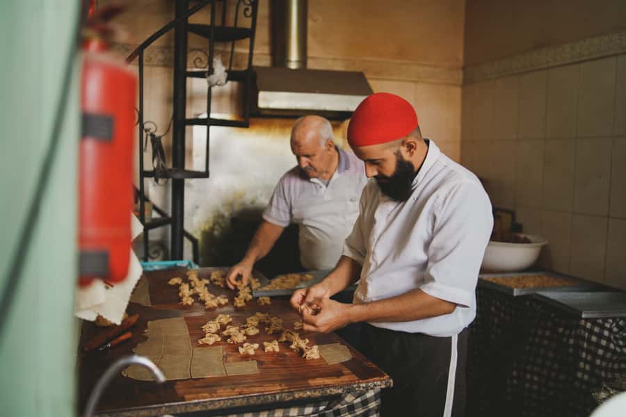 Marrakech: Medina Stories Food Tour with 15+ Tastings - Bread, bakeries, and the work behind a meal