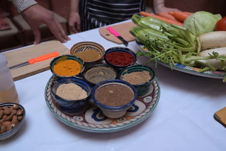 Marrakech: Moroccan Cooking Class for vegetarians and vegan - Key Points